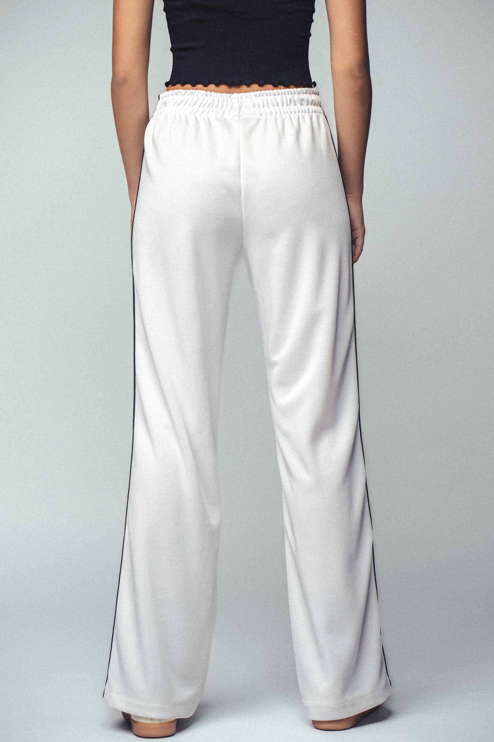 Urban Daizy - Wholesale Pants - Women's - Stripe Side Panels Wide-Leg Track Pants3