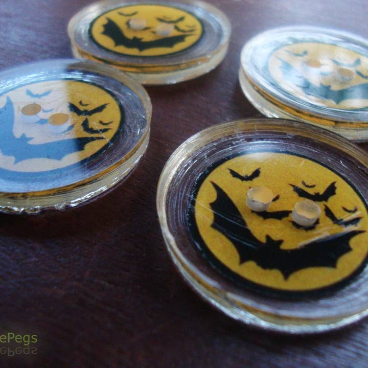 ButtonTHIS - Wholesale Sewing Button/Snap - Handmade Resin Bat Buttons for Sewing & Crafts1