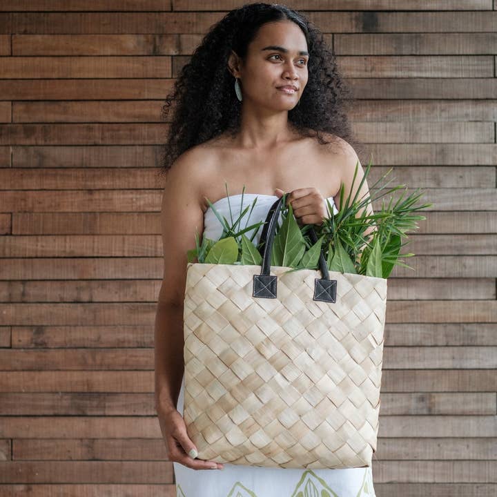 Rise Beyond the Reef - Wholesale Tote Bag - Women's - Handwoven Carry Bag23