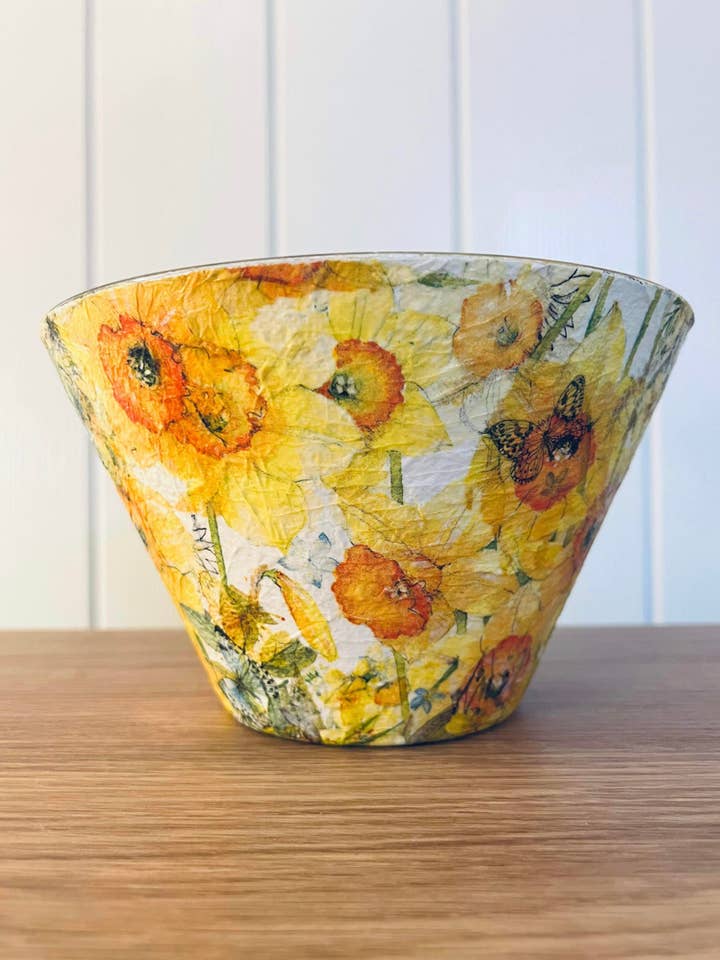 Fruit bowl/sunflower for wholesale by Cooksons Crafts
