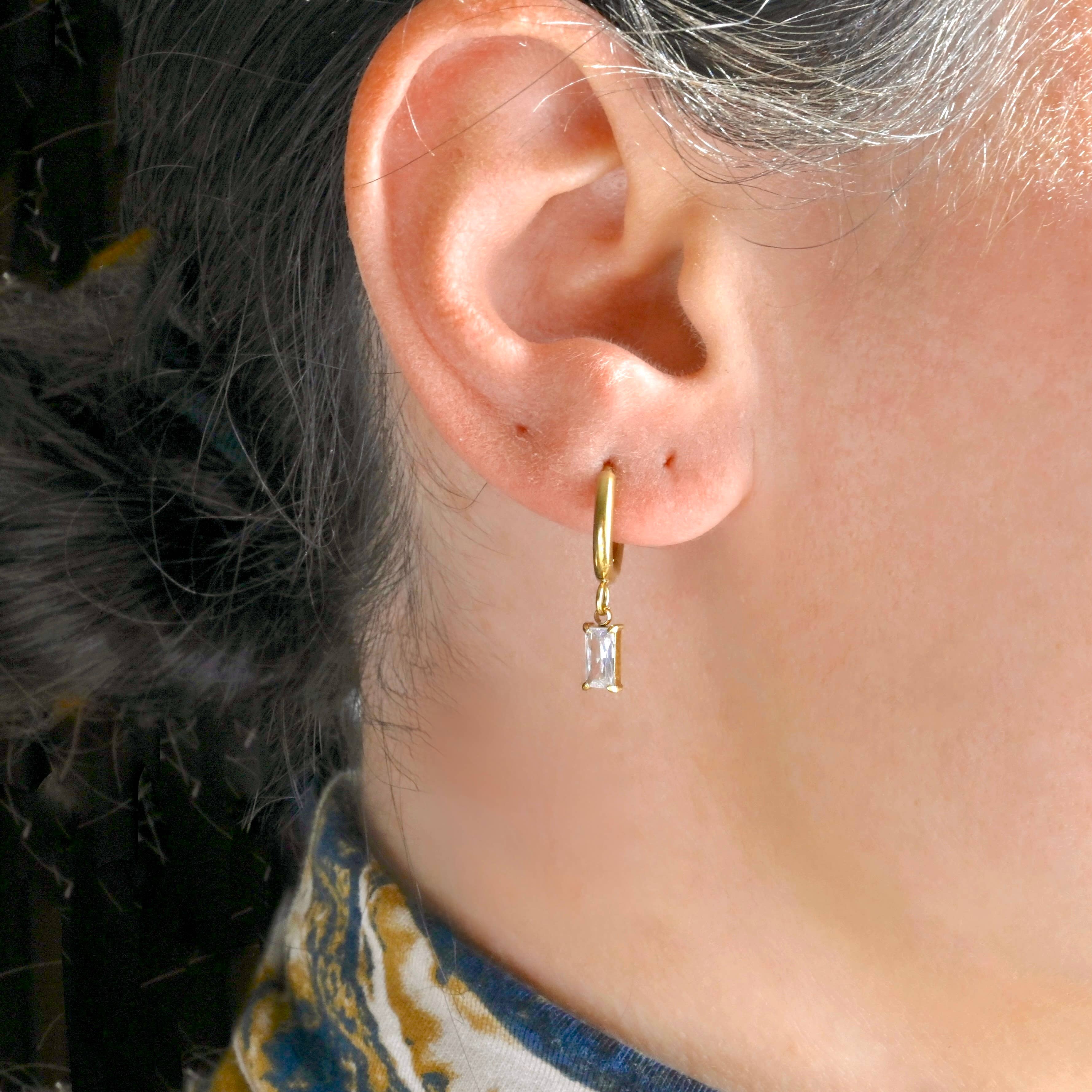 Blueyejewelry – wholesale Hoop-örhängen – Vattentäta diamantringar med diamantberlock - örhängen i ringform3