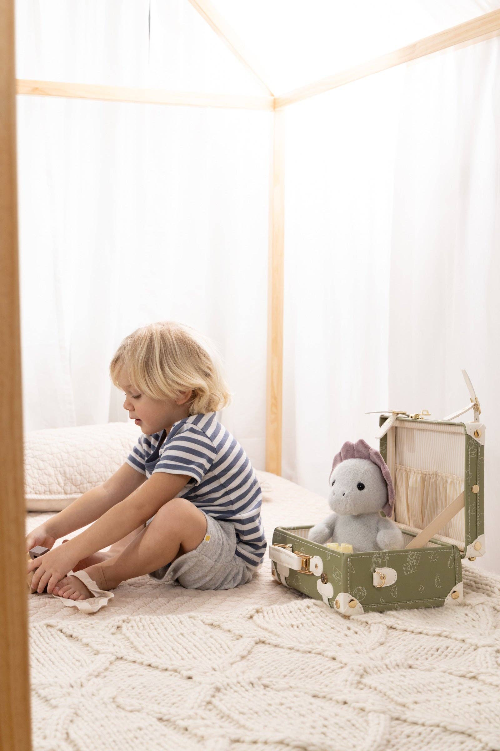 Coco Village – wholesale Toy set – Kids – Vegan Leather Play Suitcase - Travel5