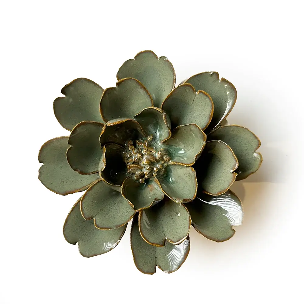 Chive UK – Arte de parede dimensional/3D por atacado – Flores de cerâmica japonesa com furo para pendurar na parede4