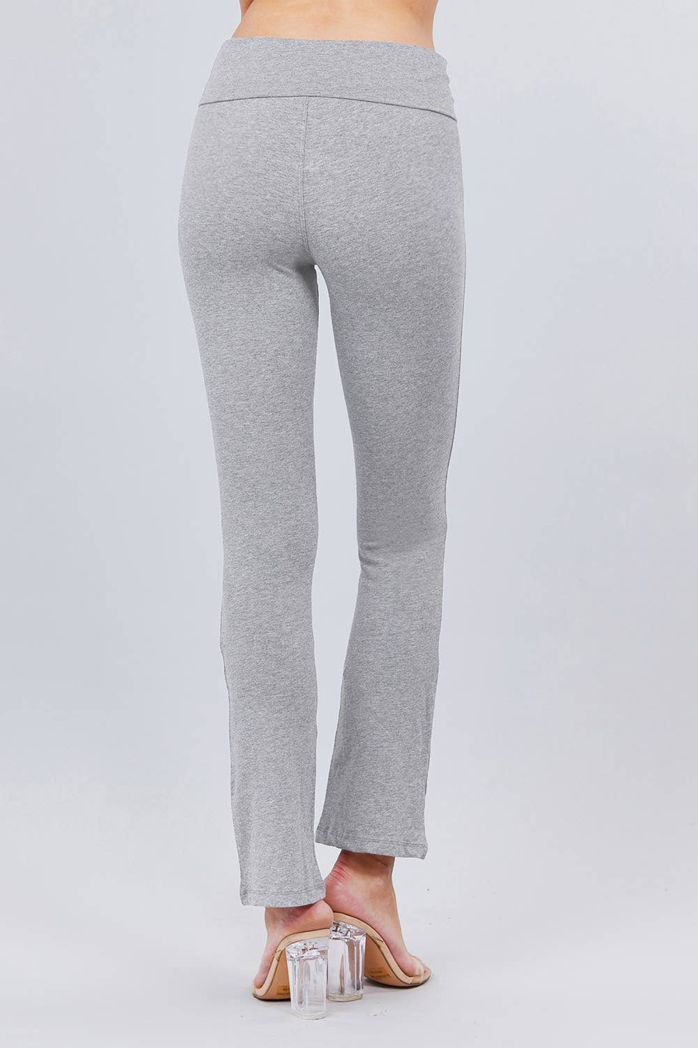 Active Basic | Active USA - Wholesale Sportbroek - Dames - Yoga legging met tailleband en wijde pijpen33