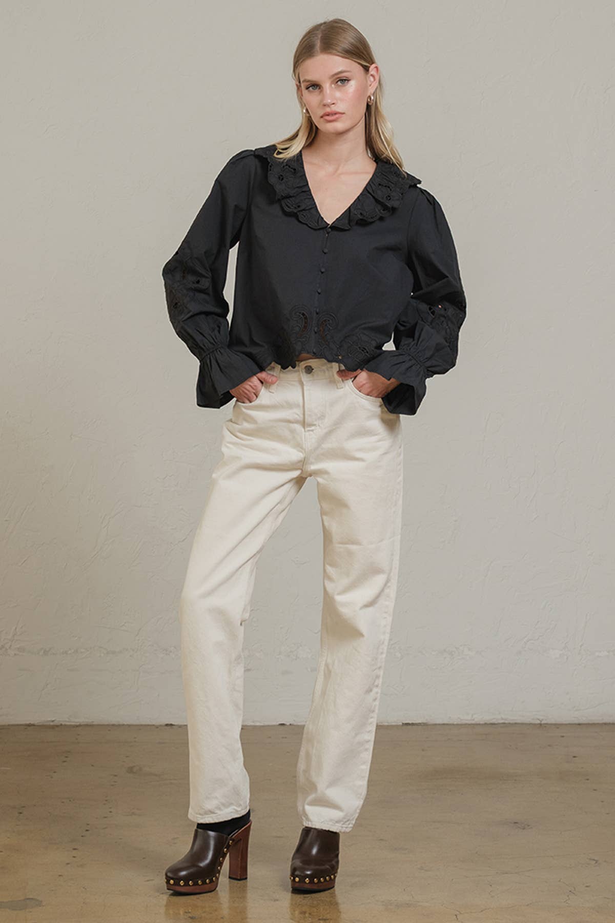 RAISONNEL - Vente Chemisier – femme - Blouse à volants brodée - RT10398