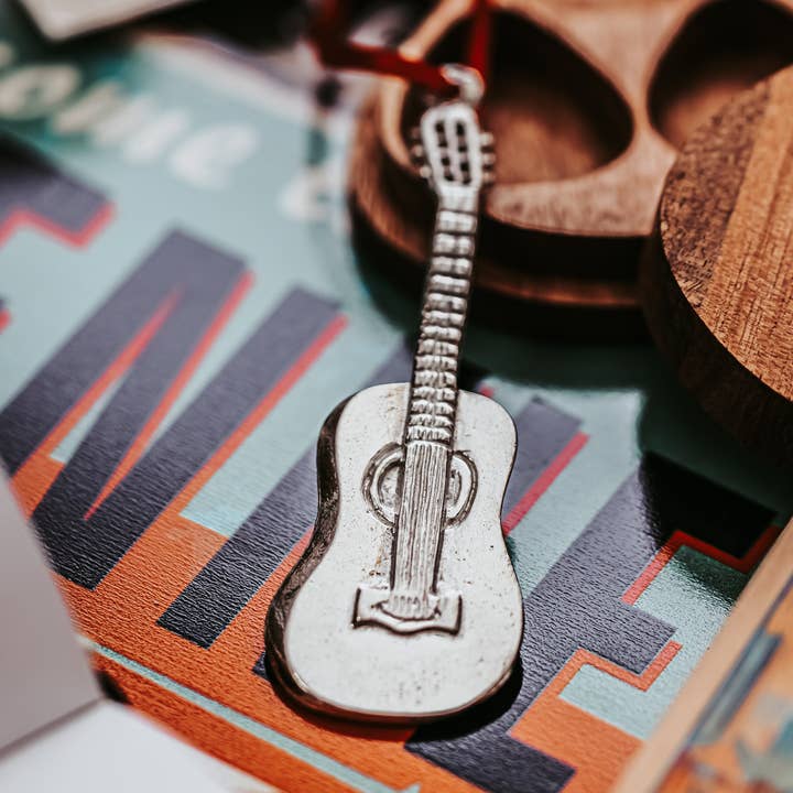 Musikjulepynt - Guitargave for engroshandel hos House of Morgan Pewter
