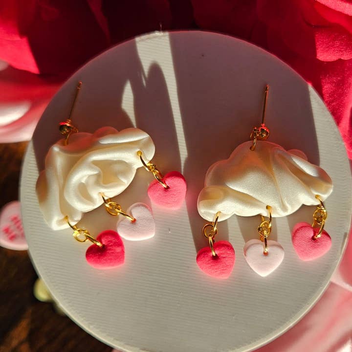 Nuvole di San Valentino 2026 per la vendita all'ingrosso da parte di Pinky Creates