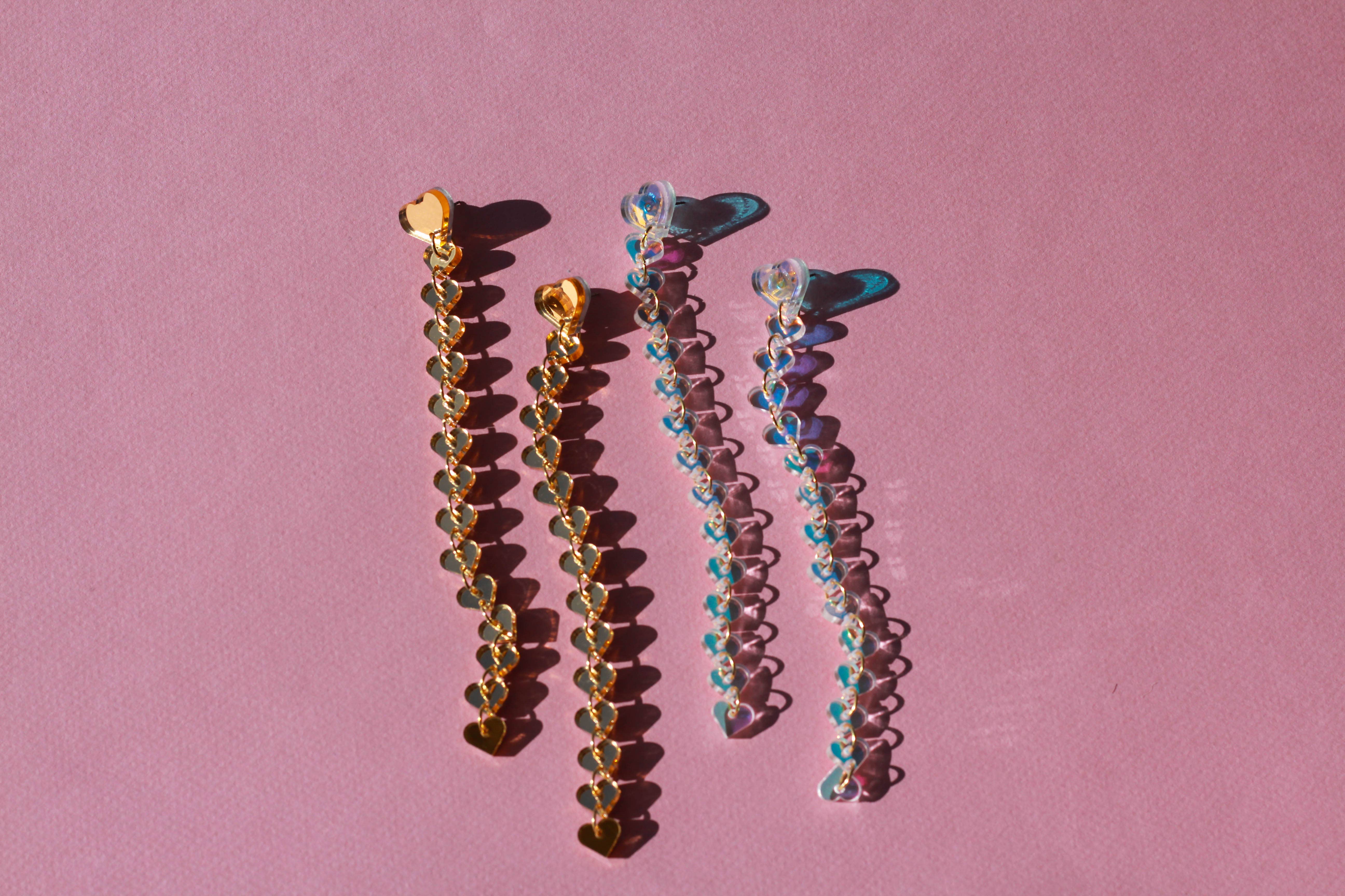 LUNA & SAYA - Vente Boucles d'oreilles pendantes - Boucles d'oreilles à bandoulière en forme de cœur | Boucles d'oreilles amusantes | Statement4