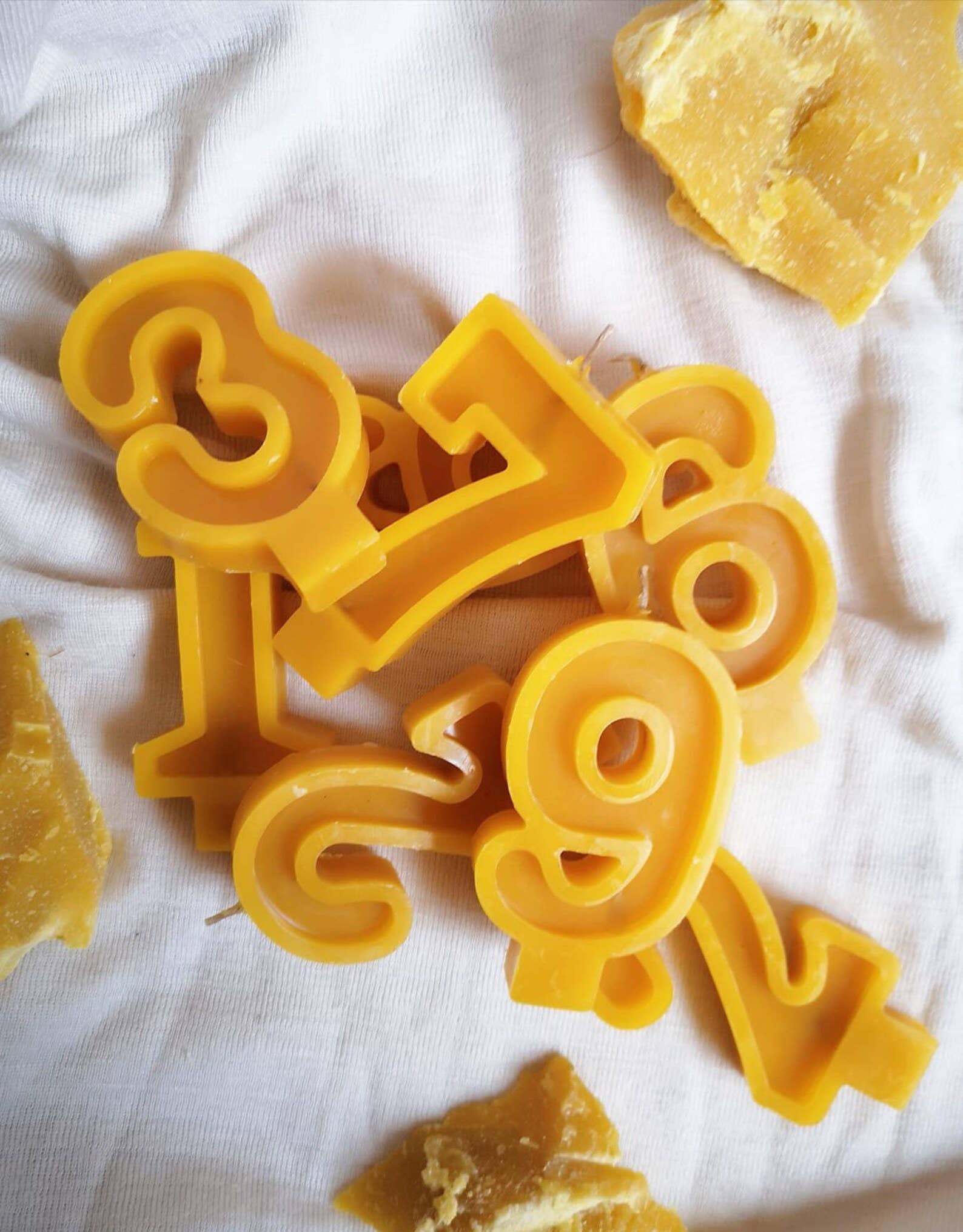 Oh Eco – wholesale Tårtljus – Sifferljus i bivax5