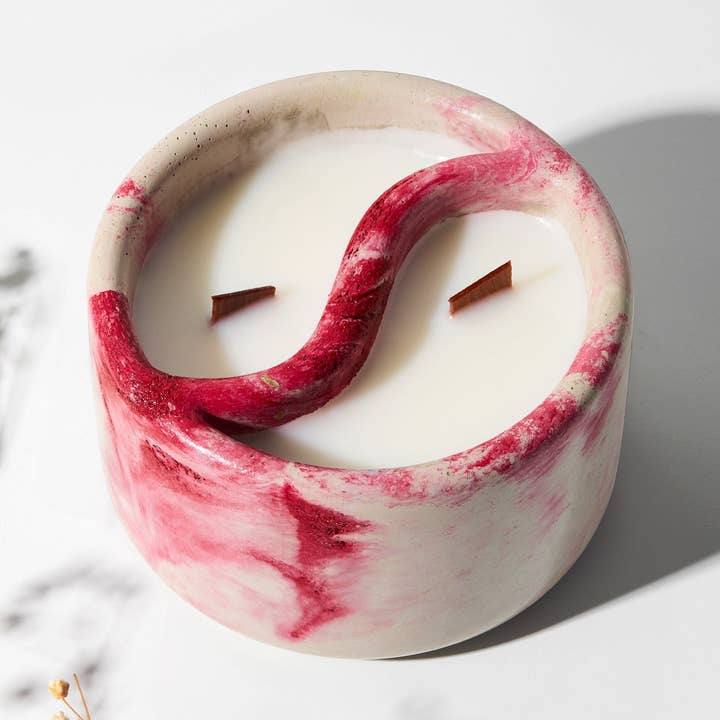 7 oz cementljus | yin och yang ljus | Handgjord | Träveke | Tillverkad av betong | Sojaljus | Trendig | Presentidé | yin yang ljus för wholesale av Shhhh Candles by Kat