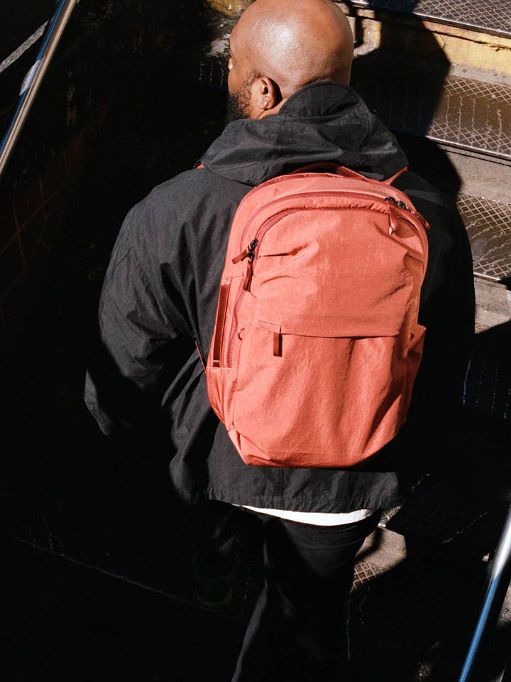 MODE Backpack – Personal Item Daypack – 22L for wholesale by Pakt