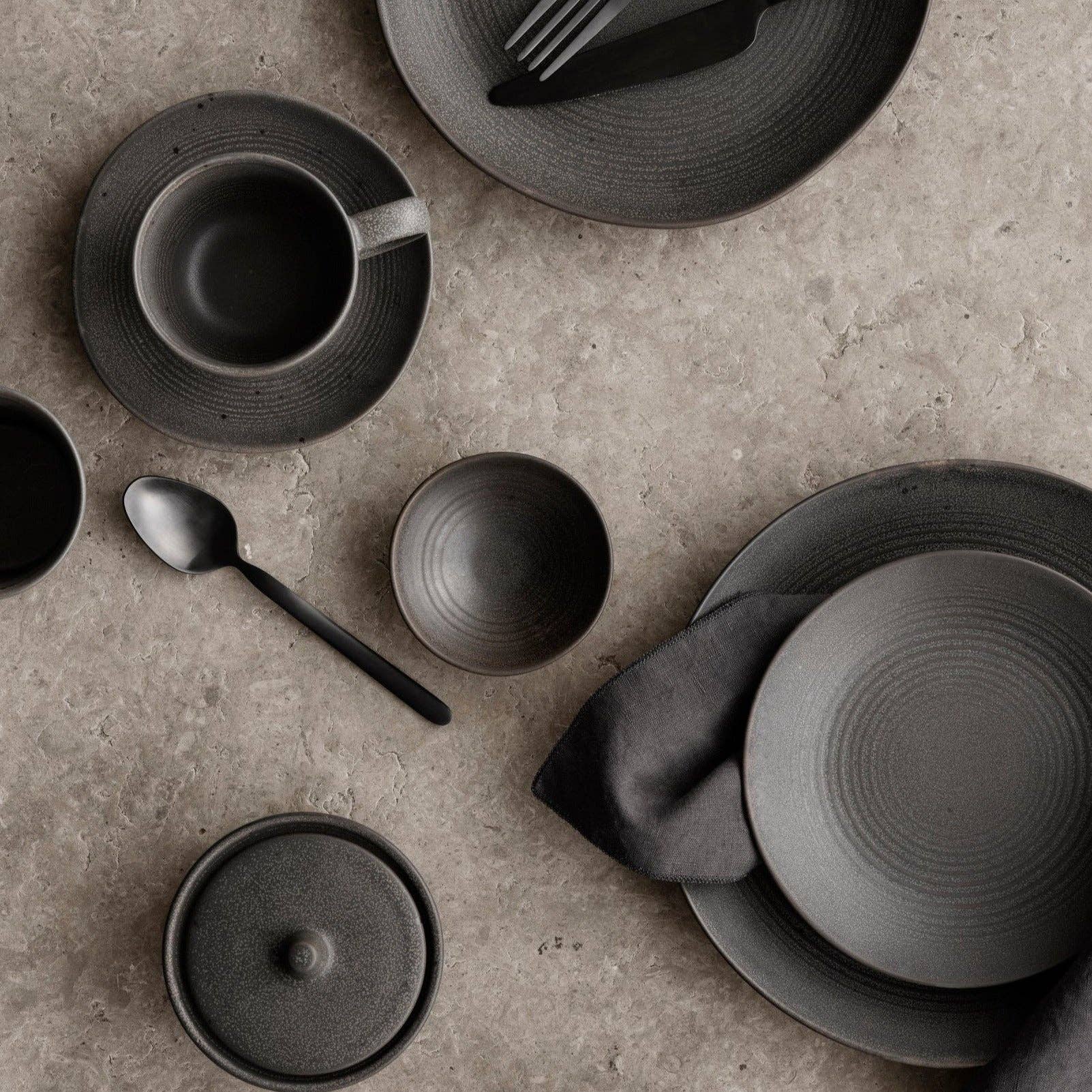 blomus - Wholesale Dinner Plate - KUMI Stoneware Plates10