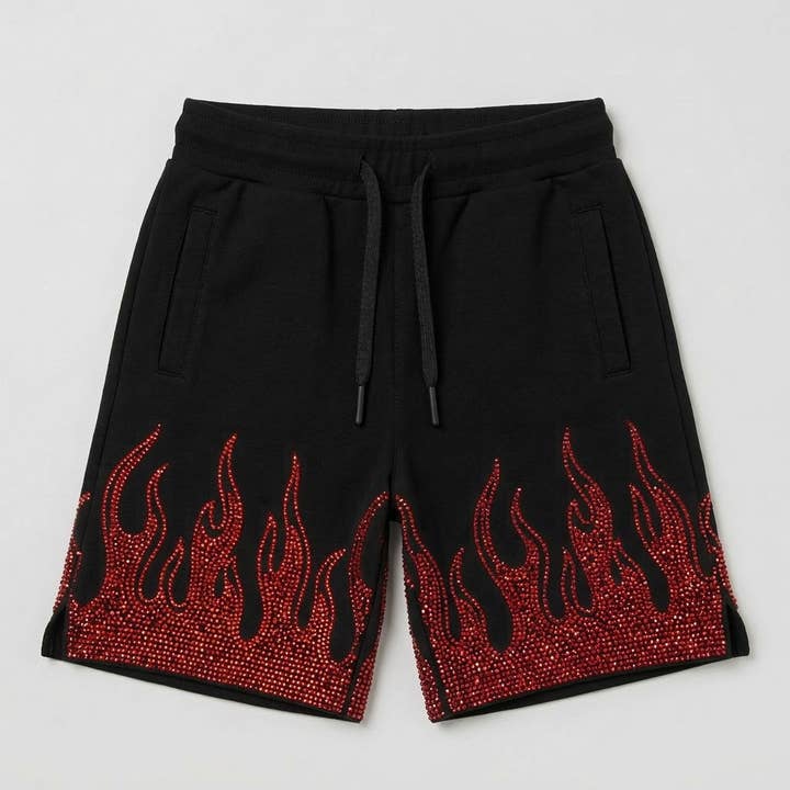 Shorts à strass Flammes déchaînées pour la vente par SHAM