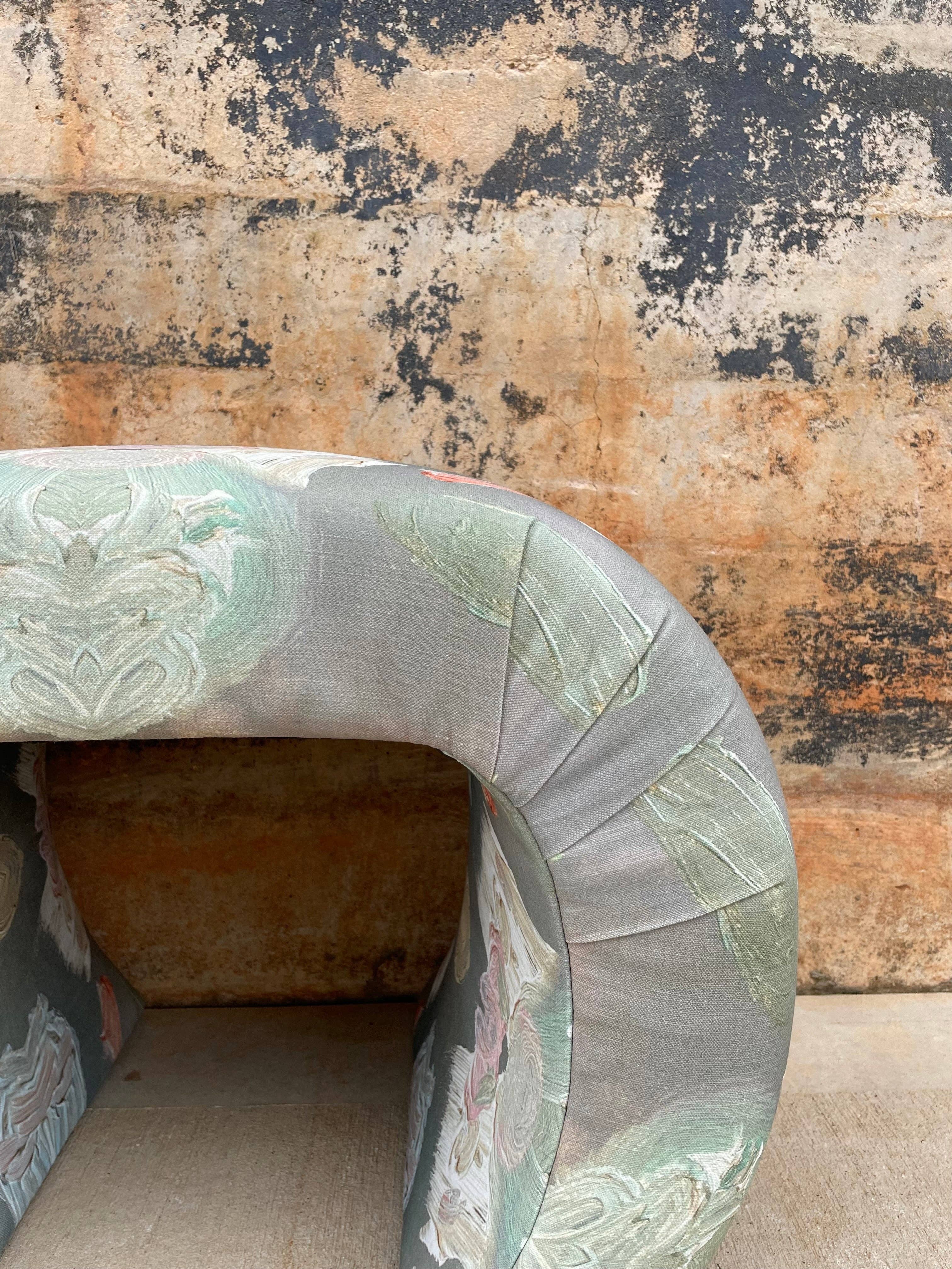 Windy O'Connor Art & Home - Vente Repose-pieds - Pouf Bridgerton5