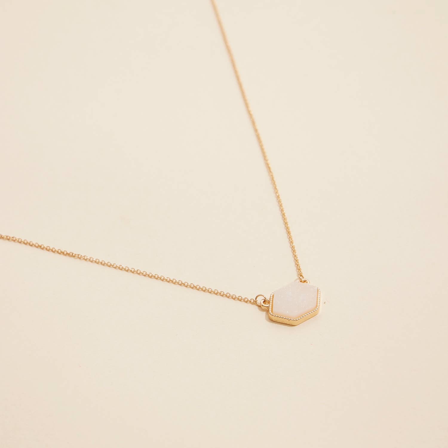 Frem - Wholesale Pendant/Charm Necklace - Hexagon Druzy Stone Charm Short Necklace11