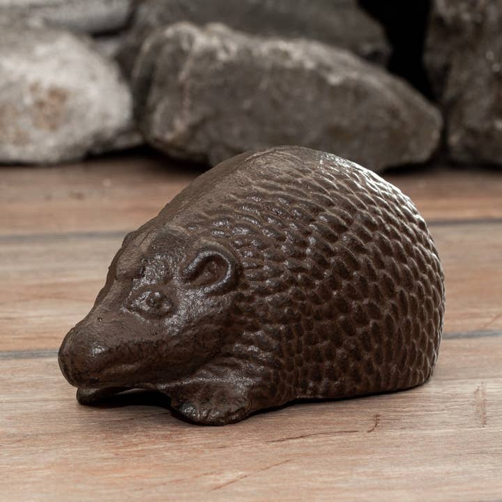 Hedgehog sculpture. Cast iron hedgehog Antique brown decoration for wholesale by Antikas