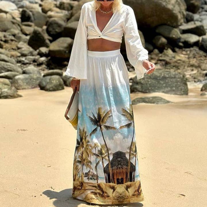 ENSEMBLE DEUX PIÈCES AVEC JUPE DE PLAGE IMPRIMÉE ET HAUT COURT pour la vente par Lily Clothing