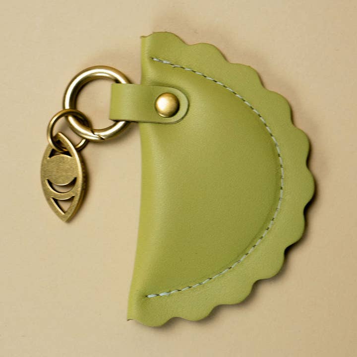 simétrie – Engroshandel Nøglering - Dame – ravjul bag charm / matcha0