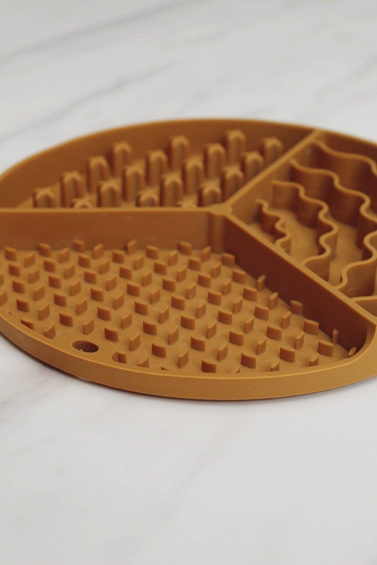 Babelle For Dogs - Wholesale Pet Food Mat - Dog - The Adventure Lickmat - Mustard 3