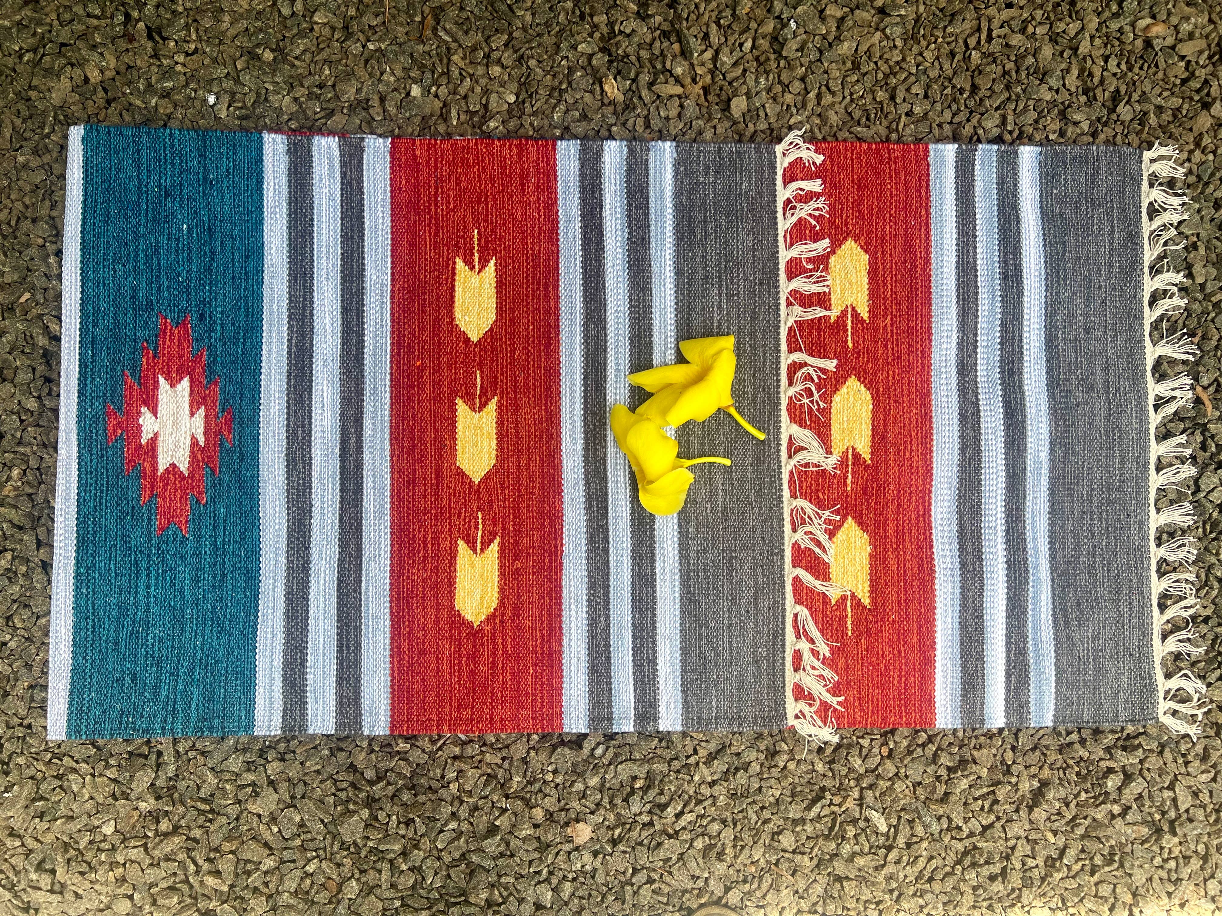 Green Frog India – wholesale Yoga mat – Handwoven Yoga Mat From Natural Cotton and Dyes3