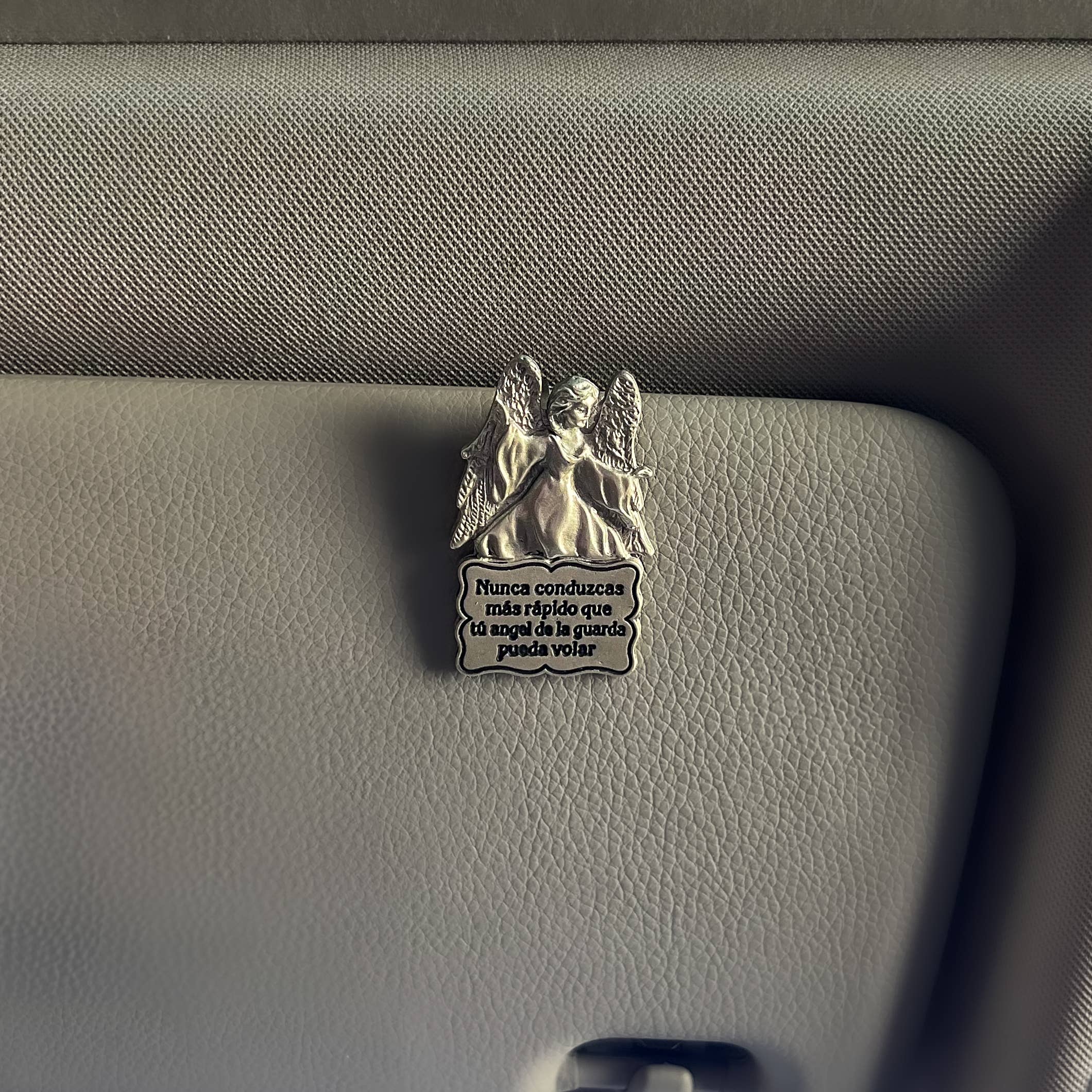 Abbey + CA Gift - Wholesale Car Decorative Charm - Unisex - Spanish Never Drive Faster Guardian Angel Visor Clip 1