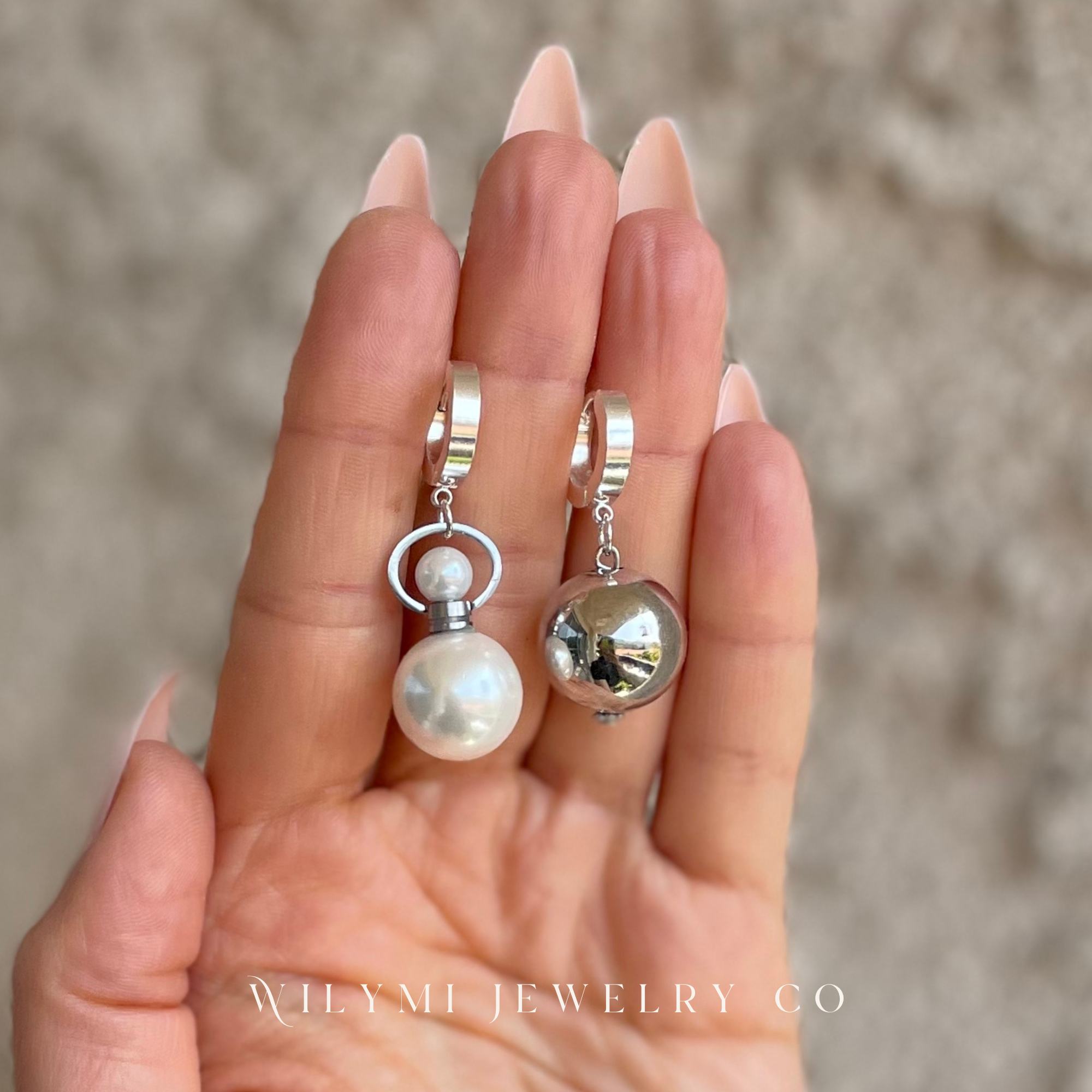 WILYMI Jewelry Co - Vente Boucles d'oreilles pendantes - BOUCLES D'AROMATHÉRAPIE en perle + argent | Boucle d'oreille dépareillée4