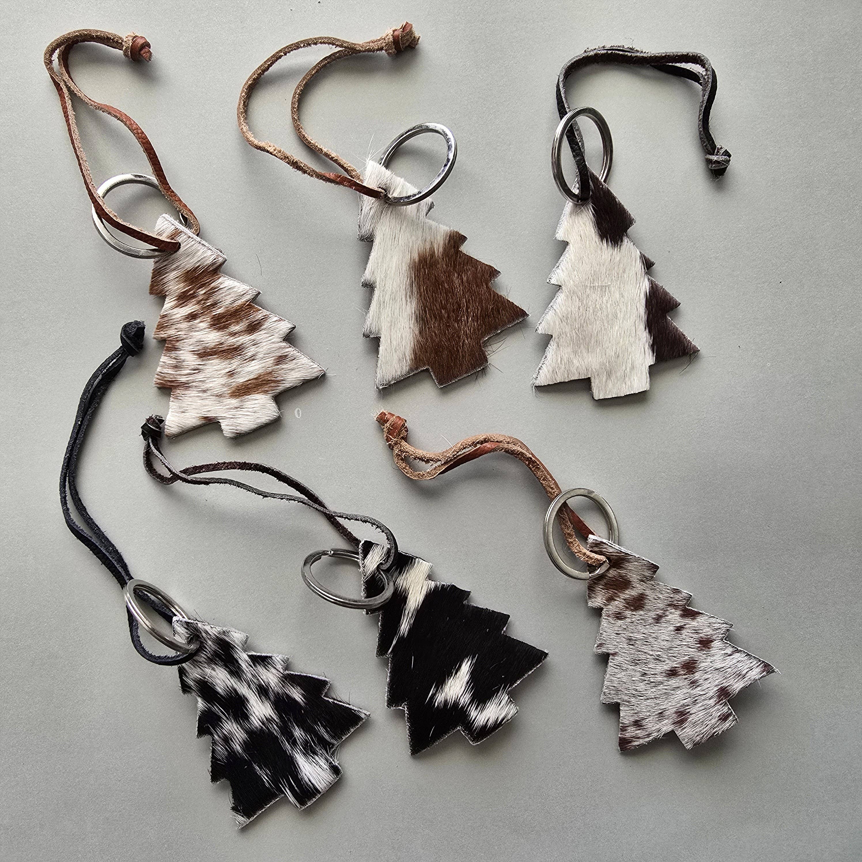 Ranchers Closet - Wholesale Keychain - Unisex - 10 Cowhide Christmas Tree Ornament – Real Cow Hide Keychain0