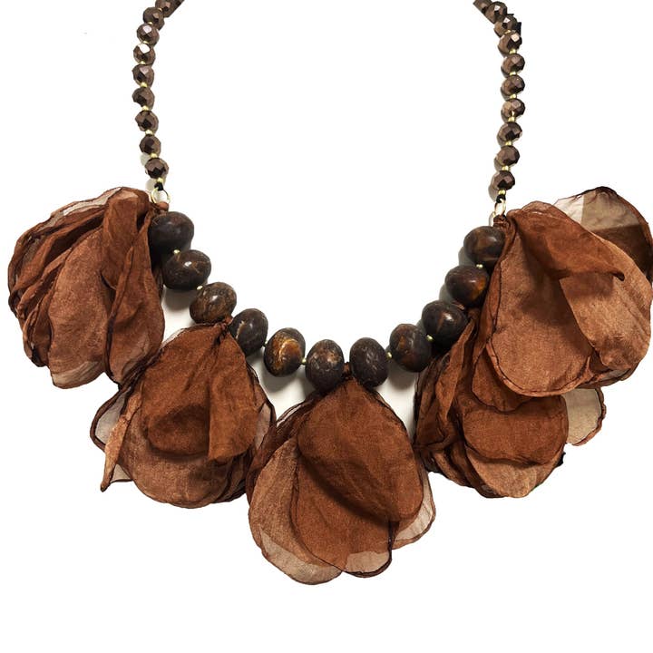 AMORINO SRL - Wholesale Beaded/Pearl Necklace - BEADED NECKLACE WITH FABRIC FLOWER6