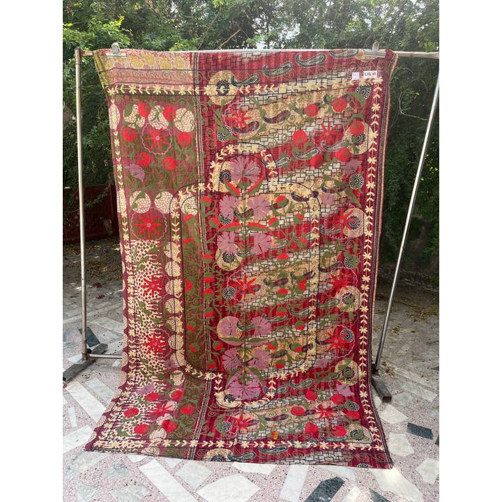 Bhawana Handicrafts - Wholesale Quilt - Bedsheet Vintage Cotton Kantha Quilt Handmade Quilt Suzani 2