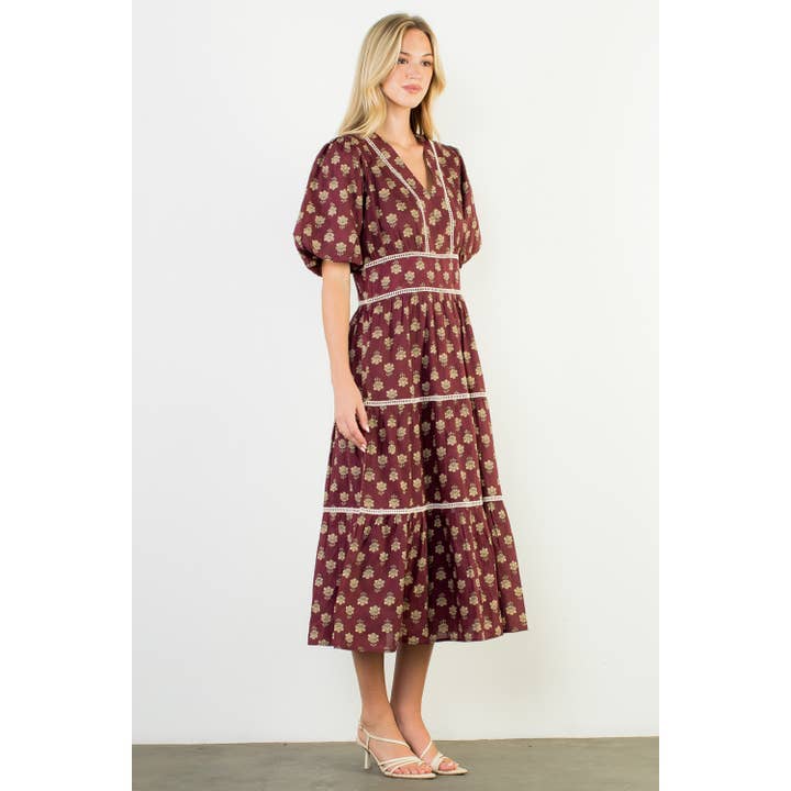 KASTANIENBRAUN Kleid mit Puffärmeln und Stufenmuster für den Großhandel auf Faire5