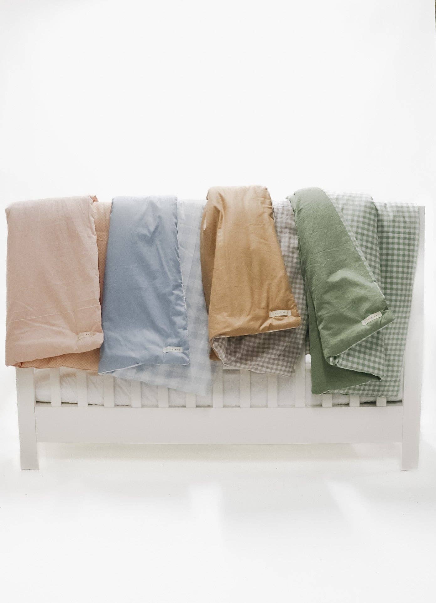 Little Mae and Co - Vente Courtepointe - Enfant et bébé - Couverture matelassée en vichy châtaigne2