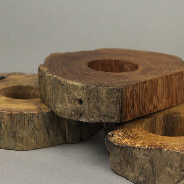 Zeckos - Wholesale Napkin ring - Set of 8 Handcrafted Natural Acacia Wood Slice Napkin Rings2