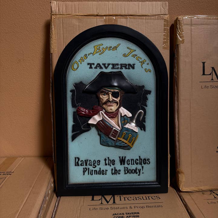 LM Treasures - Wholesale Sign - Pirate Wall Decor Jack's Tavern Sign Statue2