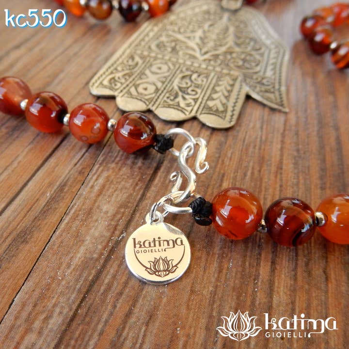 Katima Gioielli - Vendita all'ingrosso Collana con ciondolo/pendaglio - Collana Mano di Fatima berbera e corniola