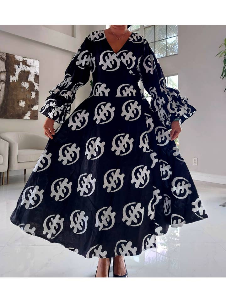 India Batik - Wholesale Dress - Women's - 70-Woman's Long African Print Wrap Dress- Black/White