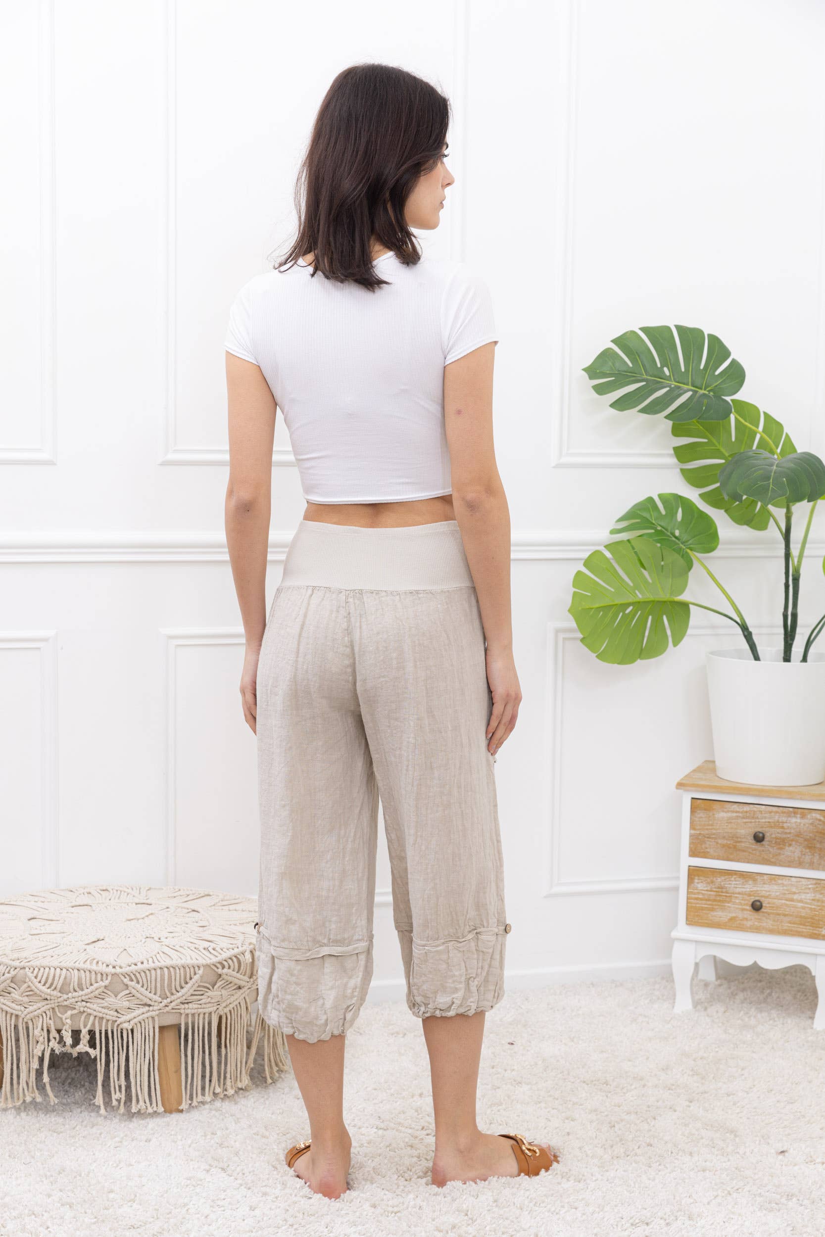 Happy look - Wholesale Shorts - Women's - Linen cropped pants with 4 pockets14