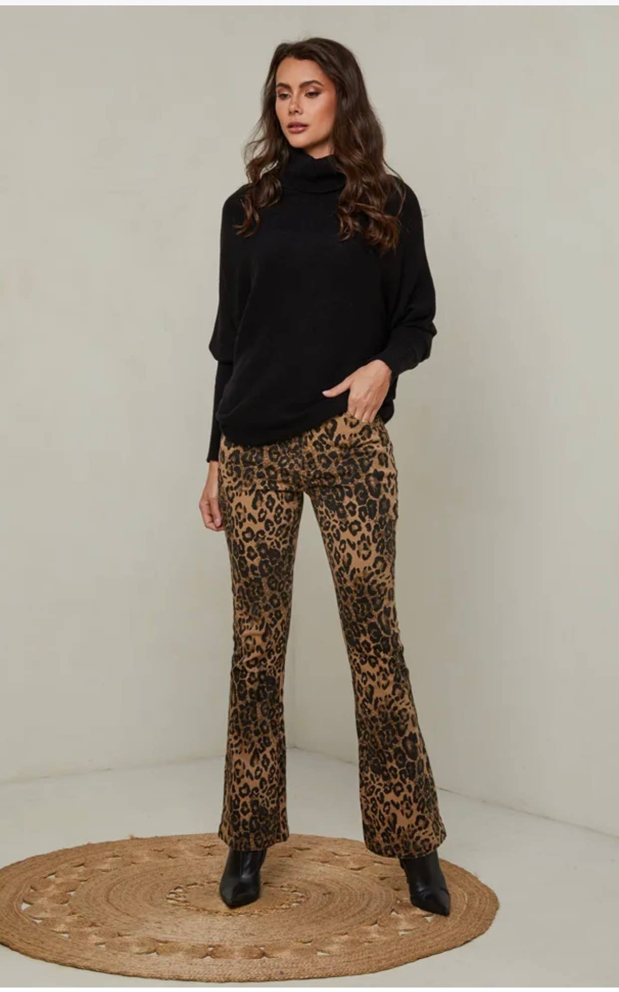 LÉA & LUC - Wholesale Knit Sweater - Women's - Turtleneck sweater REF. 614212