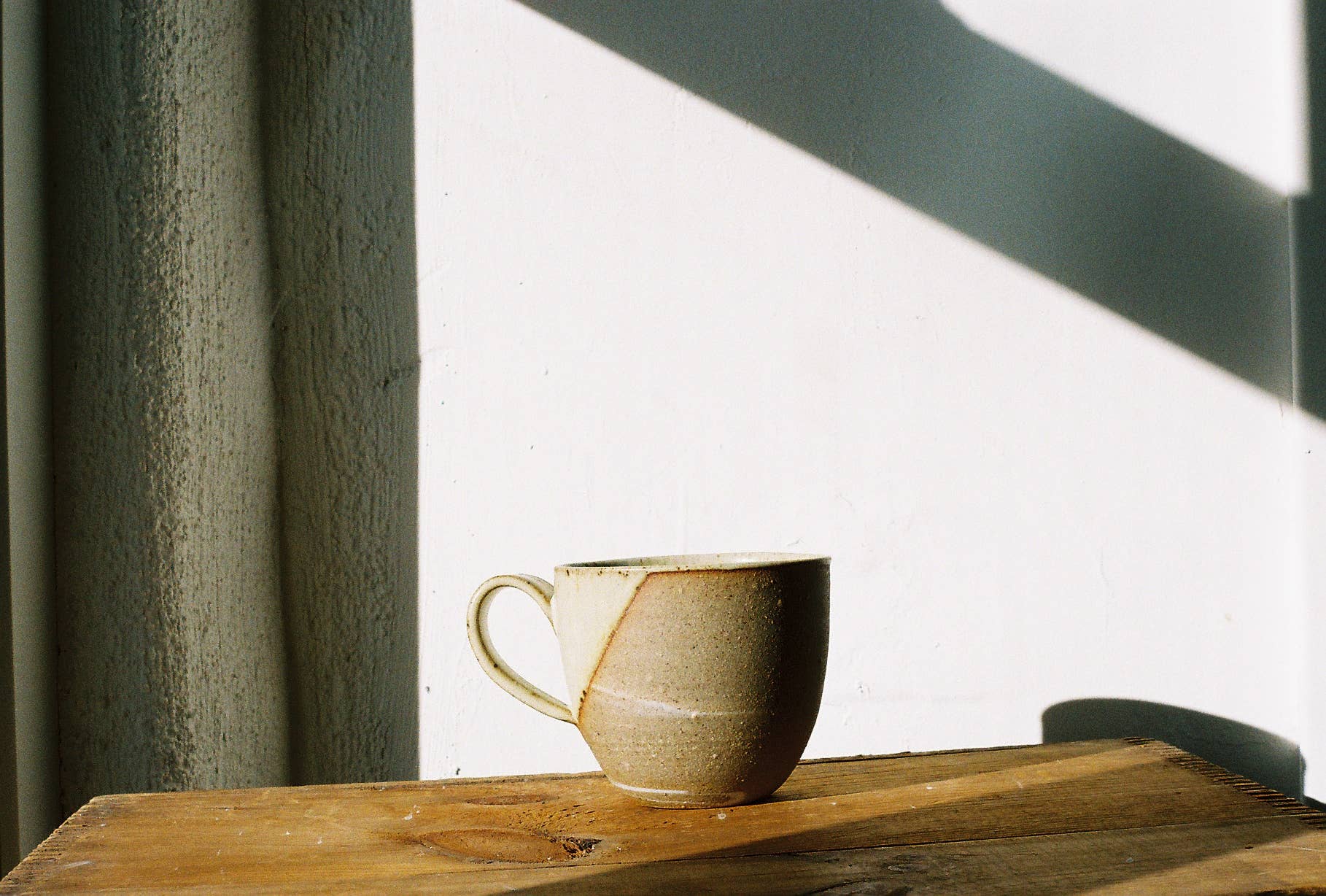 whiskey + clay - Wholesale Coffee Mug - Mug with handle1