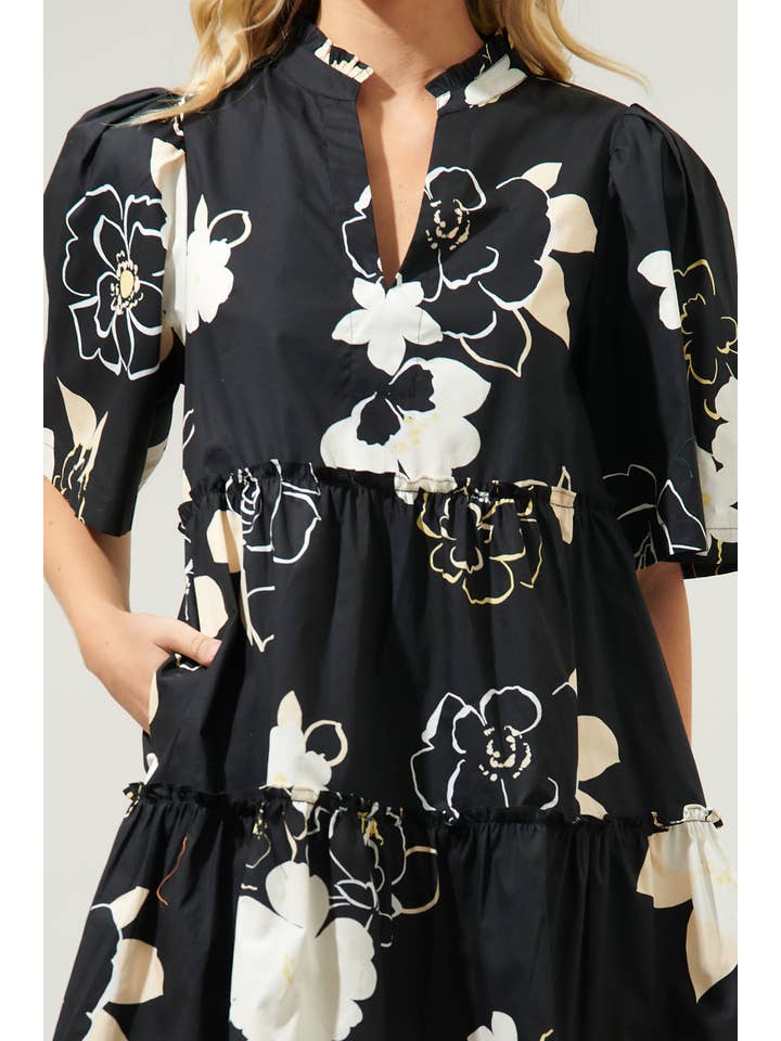 Zwart-taupe Cairan Rose Tomales shiftjurk met gespleten hals voor groothandel op Faire4