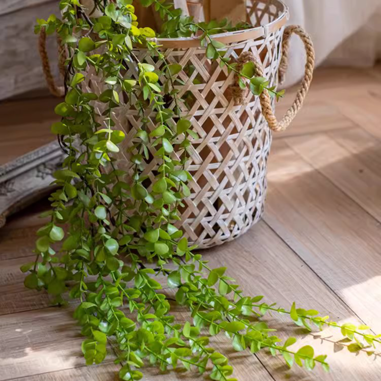 Rustic Reach - Wholesale Artificial Plant - Petite Foliage Weeping Fern Sprig1