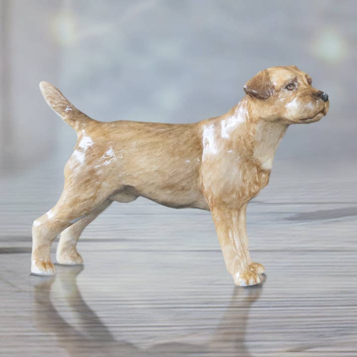 Border Terrier (107BC) for wholesale by Richard Cooper Bronze