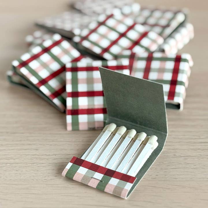 Plaid Matchbooks | 12 pk and other Purchase Wholesale essuie main plié. Free Returns & Net 60 Terms on Faire trending on Faire.
