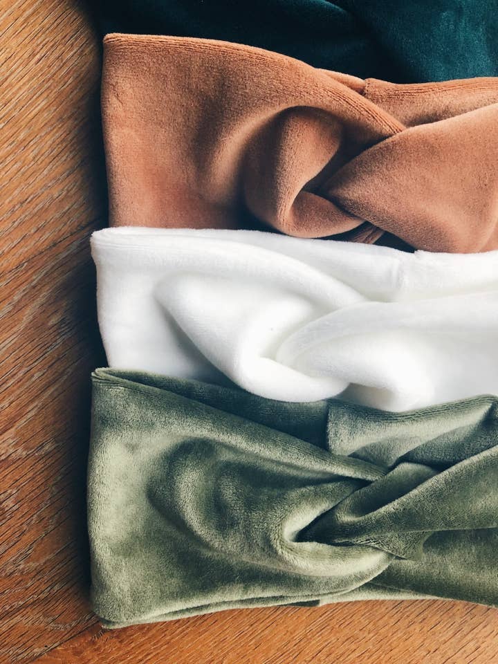 Velvet Headband for wholesale by emc