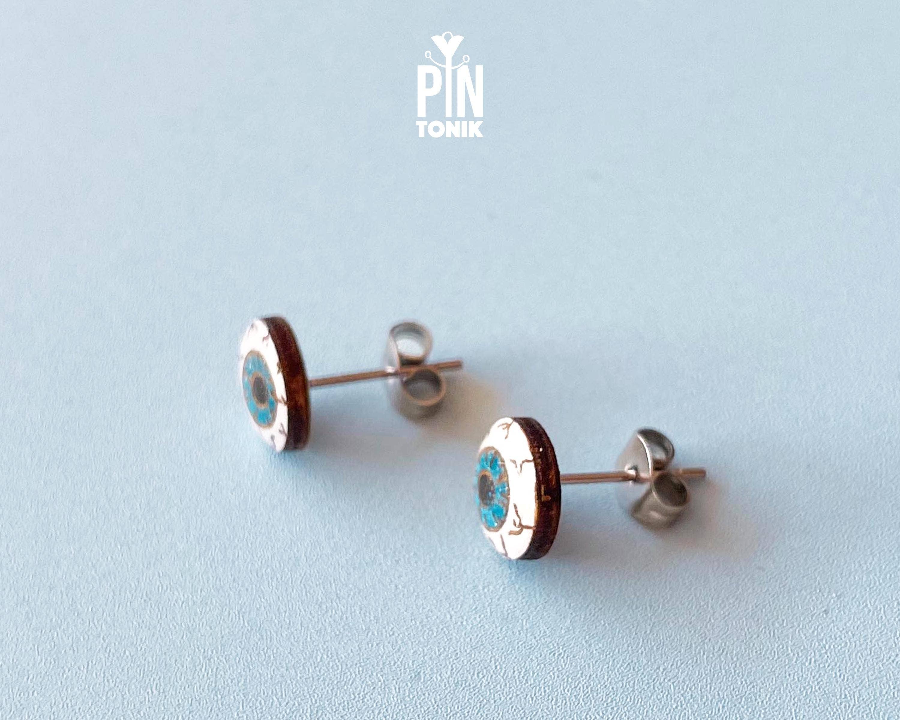 PinTonik - Wholesale Stud/Post Earrings - Spooky Eyeball Earrings - Creepy Halloween Accessories2