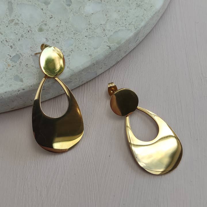 KAGI - Wholesale Dangle earrings - 11k Gold Petal Earrings*0