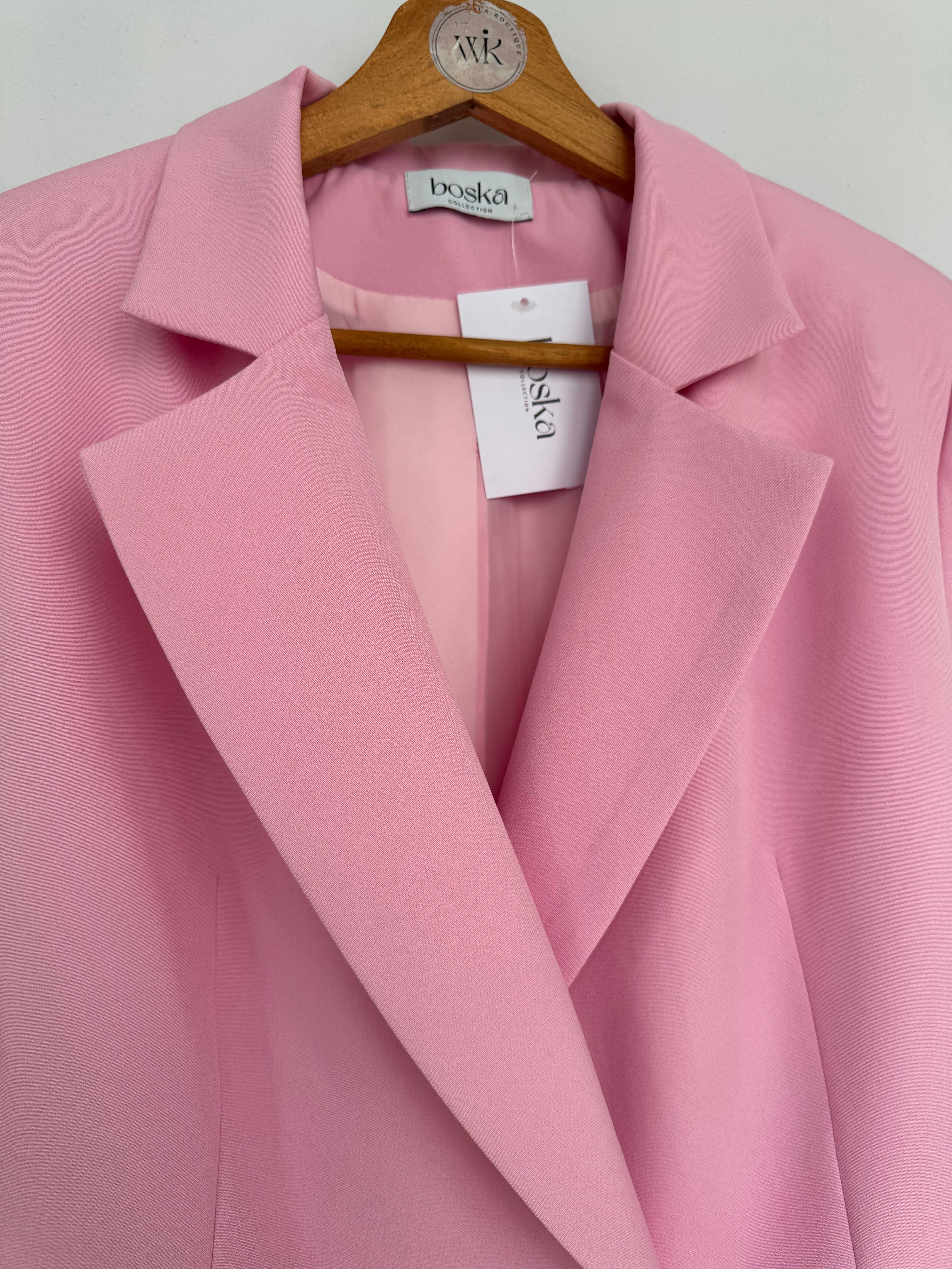 Pink Fitted blazer for wholesale on Faire5