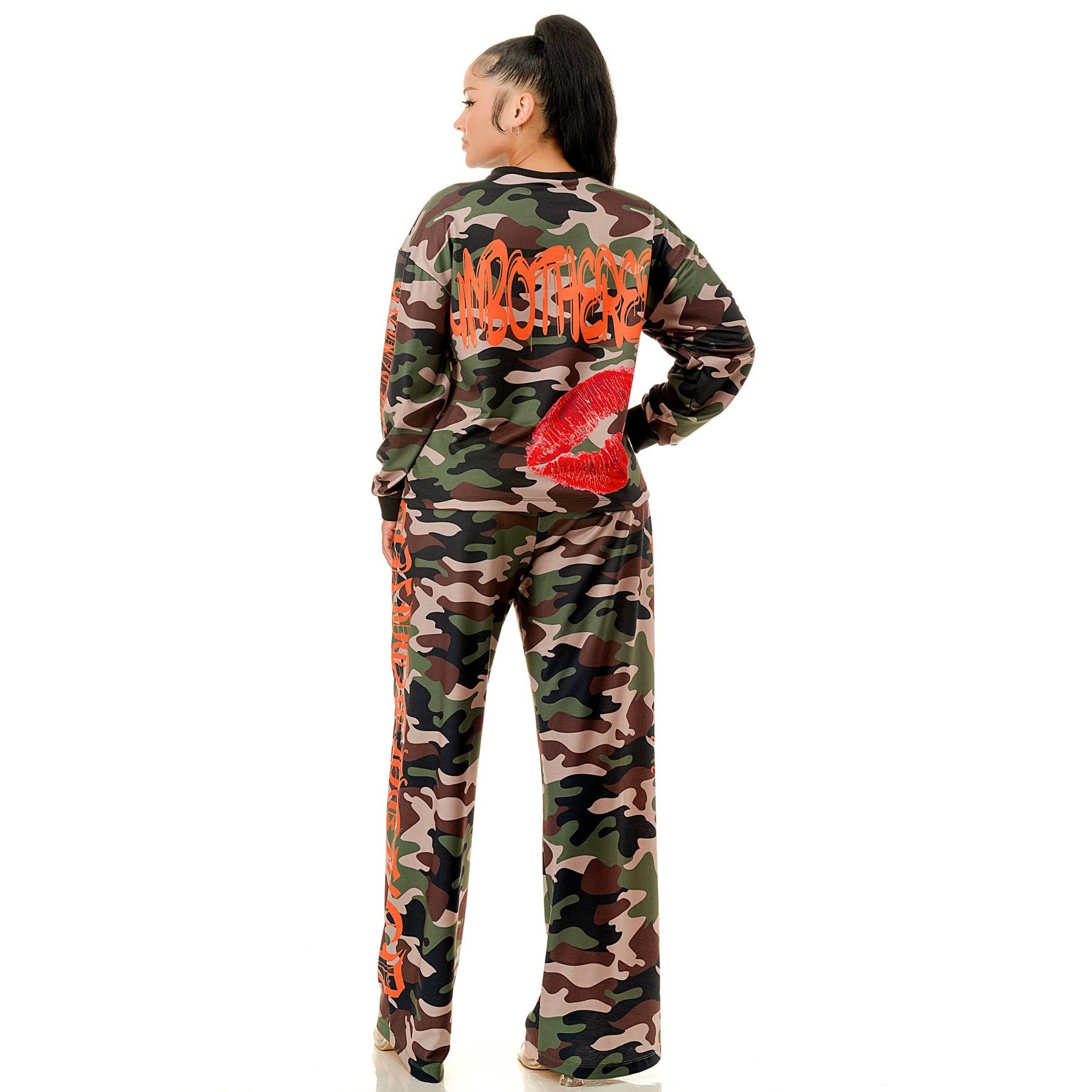 A  UNBOTHERED ENERGY CAMO SWEATPANTS for wholesale on Faire5