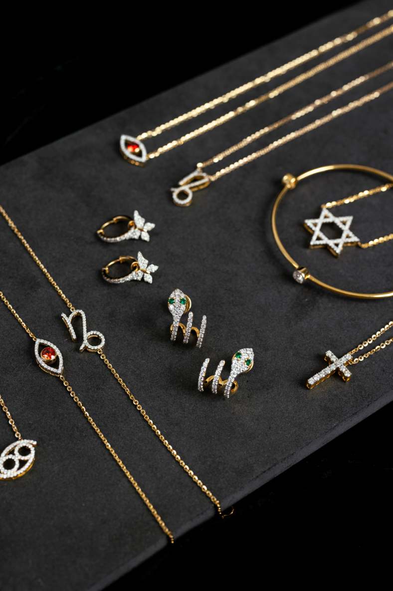 Karia Diamonds - Wholesale Engagement Ring - Viviene Ring4