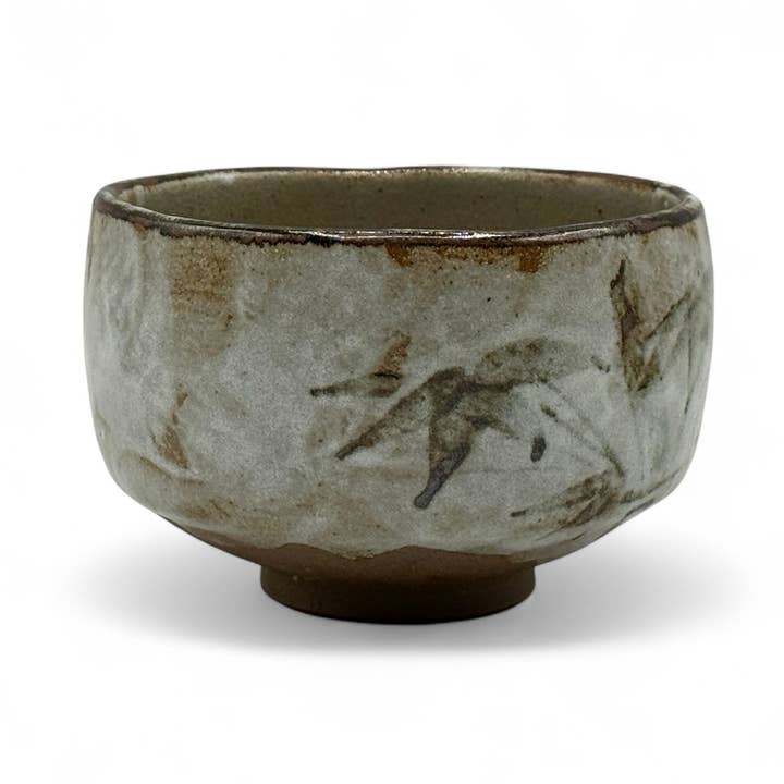 Yumuki Kinone Gray Mino-yaki Chawan - Japanese Matcha Bowl for wholesale by Inoue Tea