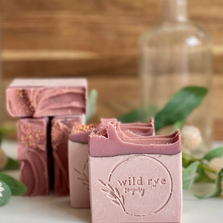 Wild Rye Soapery - Wholesale Bar Soap - Peachy Keen Goat Milk Soap